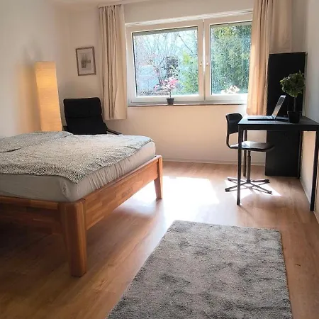 Comfort 3-room Private Parking Spot! * Leonberg