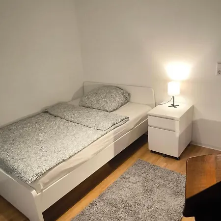 Apartament Comfort 3-room Private Parking Spot! Leonberg