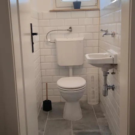 Comfort 3-room Private Parking Spot! Apartament *